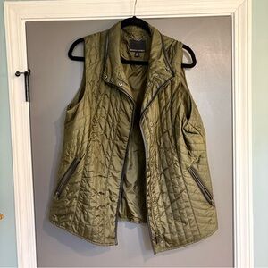 Banana Republic Green Quilted Vest